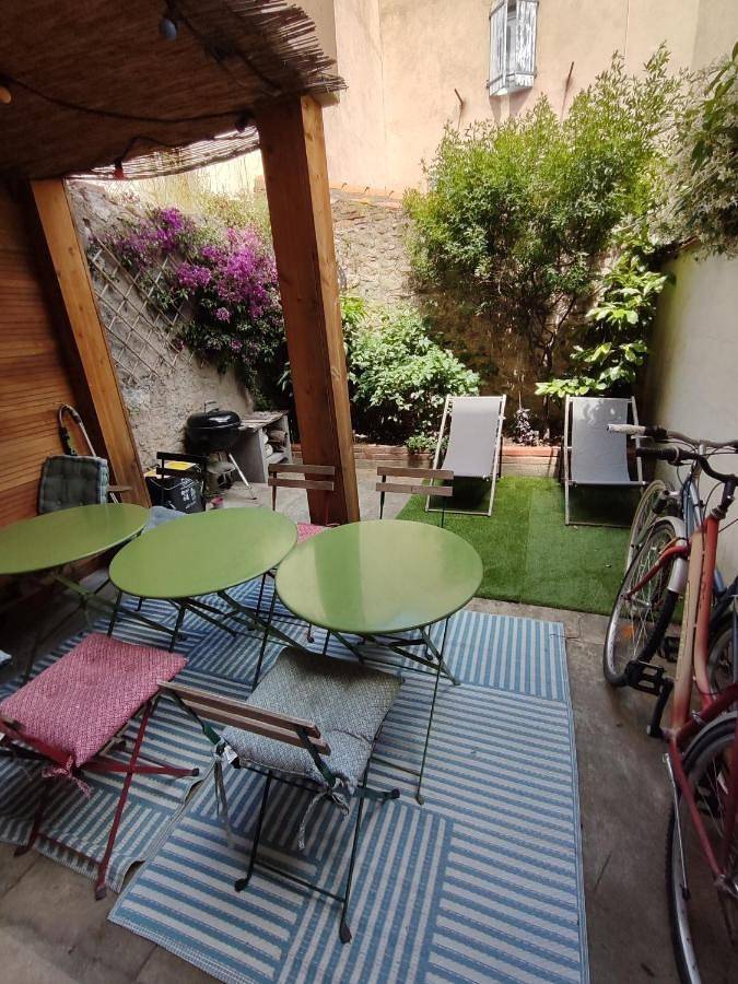 Location de vacances pour 7 personnes, avec terrasse dans Gare d'Argeles-sur-Mer