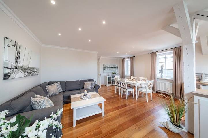 Ferienwohnung für 6 Personen, mit Garten und Terrasse, mit Haustier in Westermarkelsdorf