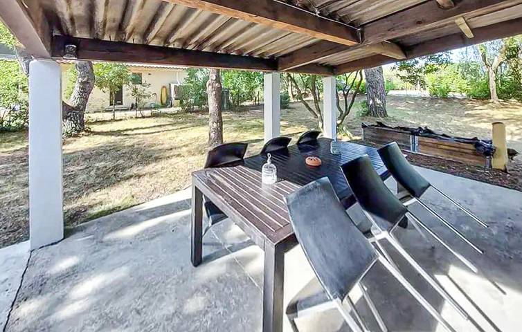 Location de vacances pour 7 personnes, avec terrasse à Méjannes-le-Clap - 4