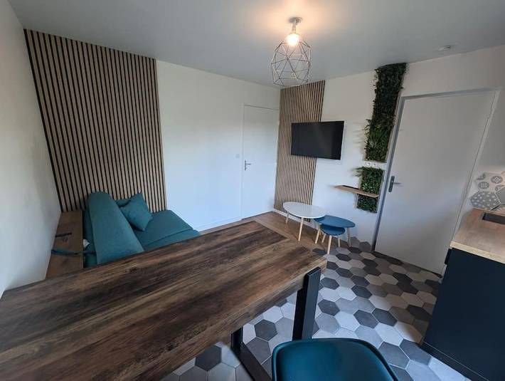 Gîte pour 2 personnes, avec jardin à Neuilly-le-Réal - 2