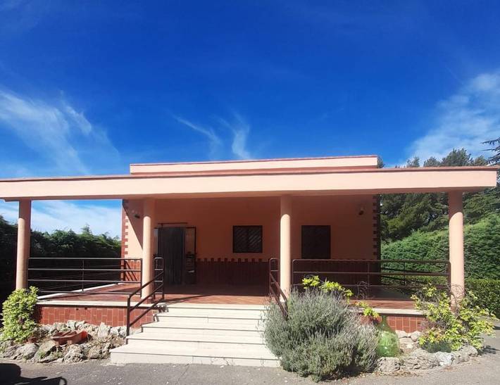 Location de vacances pour 8 personnes, avec jardin et jacuzzi à Andria - 3