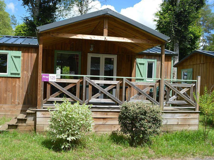 Camping le Moulin - Mobilheim 5 personen - Cabane du Jura 35 m² - klimatisiert 5 pers. in Patornay, Jura