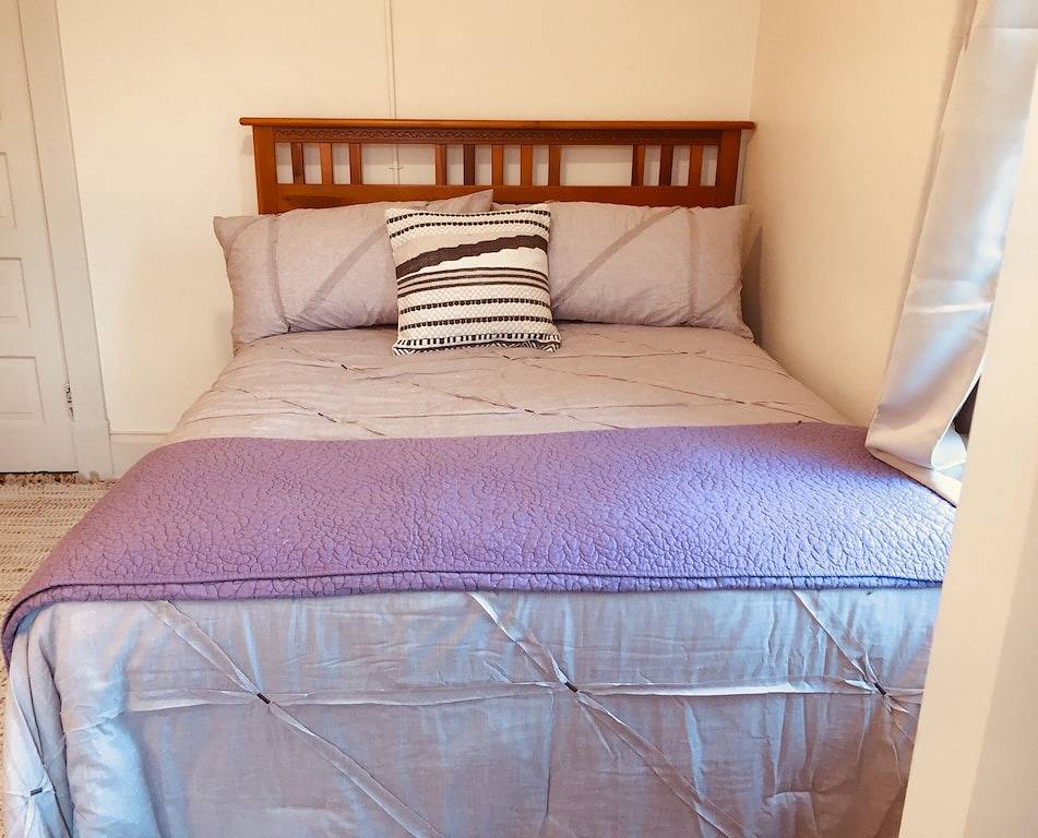 Historic Beauty and Walkable to Everywhere in Albemarle County