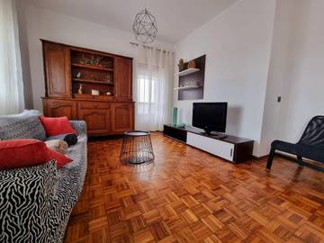 Gîte pour 6 personnes, avec vue et balcon à Fundão