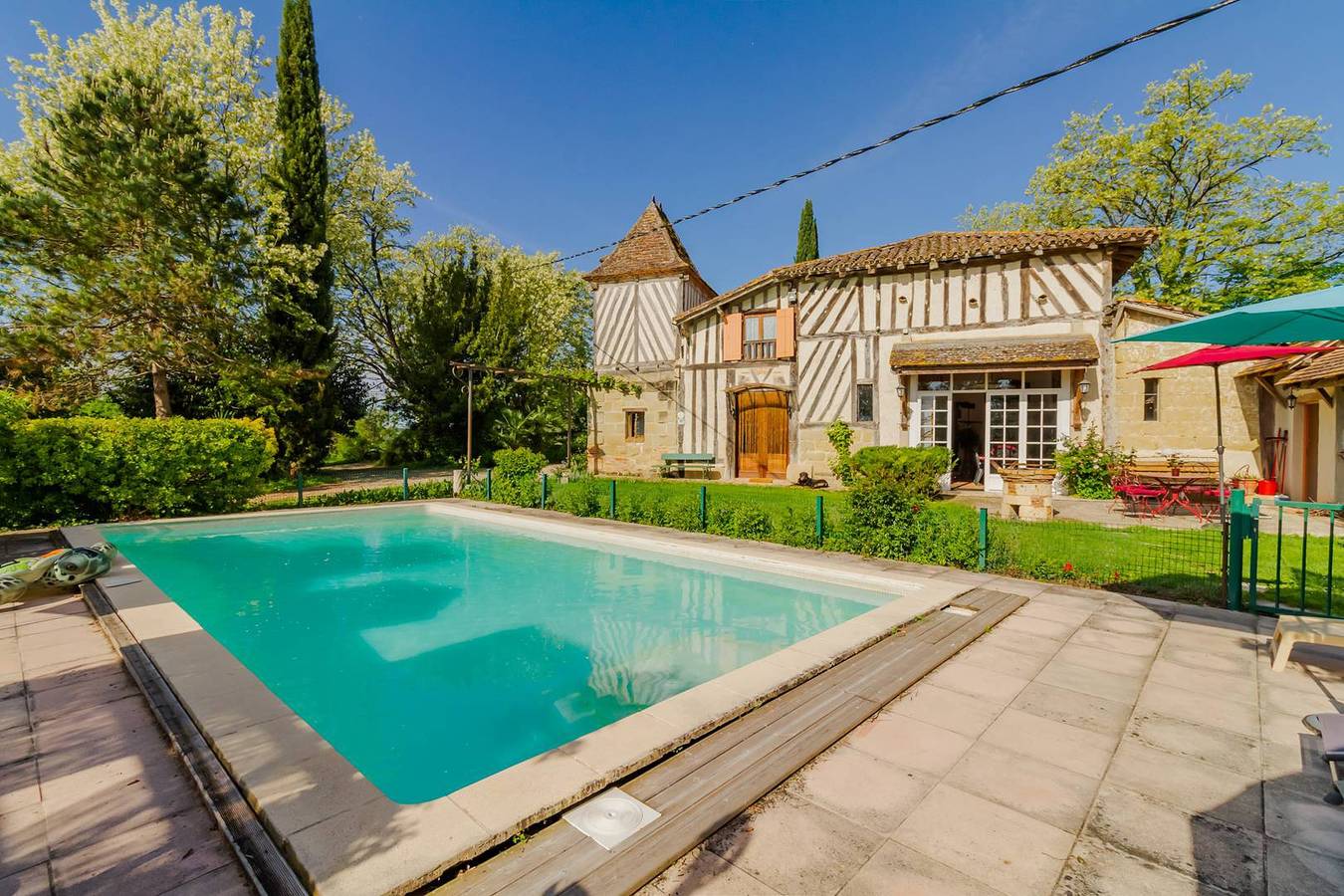 Gîte Le Capricorne avec grande piscine privée in Région de Marmande