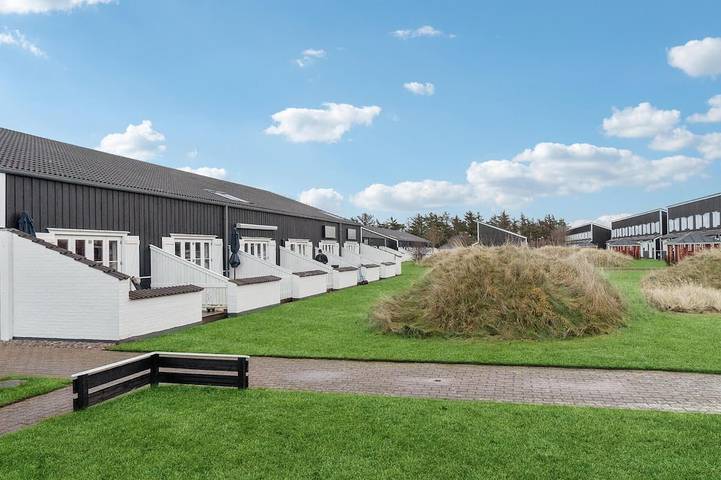 Ferienwohnung für 6 Personen, mit Pool und Sauna in Agger