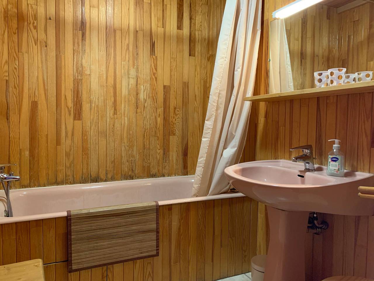 Apartamento entero, Apartamento para 5 pers. orientado al sur con balcón, bonita vista, Pra-Loup in Pra-Loup, Uvernet-Fours