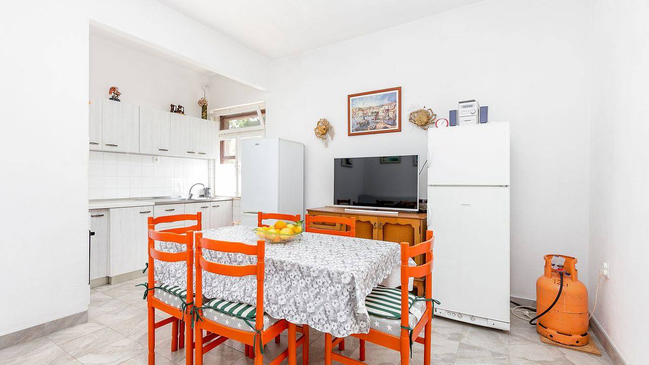 Ferienhaus für 8 Personen (77 m²) in Fabrice in Necujam, Solta