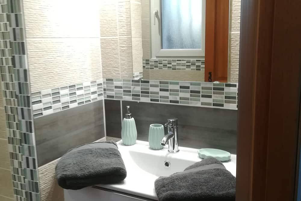 Maisonnette 30 m2 in ownership in Meyreuil, Aix-en-Provence region