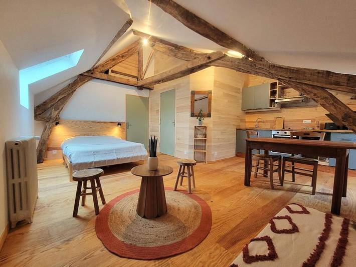 Gîte pour 2 personnes, avec Terrasse à Lempzours