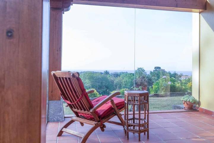 Apartamento para 6 personas, con Terraza y Jardín en Villahormes