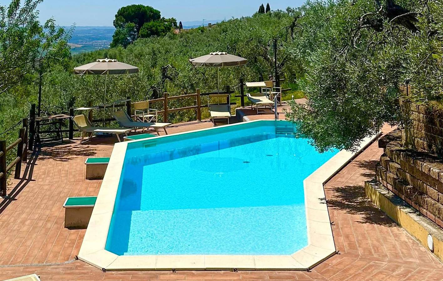 Appartamento intero, Vinci Appartamento con piscina con AC e parcheggio in Vinci, Firenze province