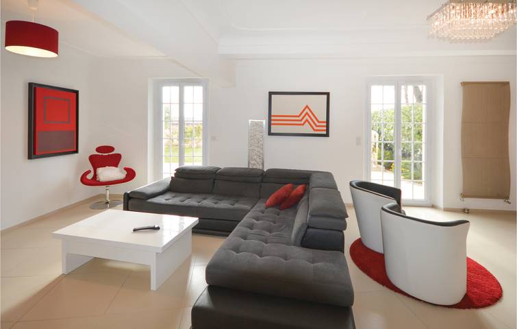 Apartment mit Meerblick, Parkplatz, AC und Pool in La Gaude, Mittelmeerküste (Frankreich)