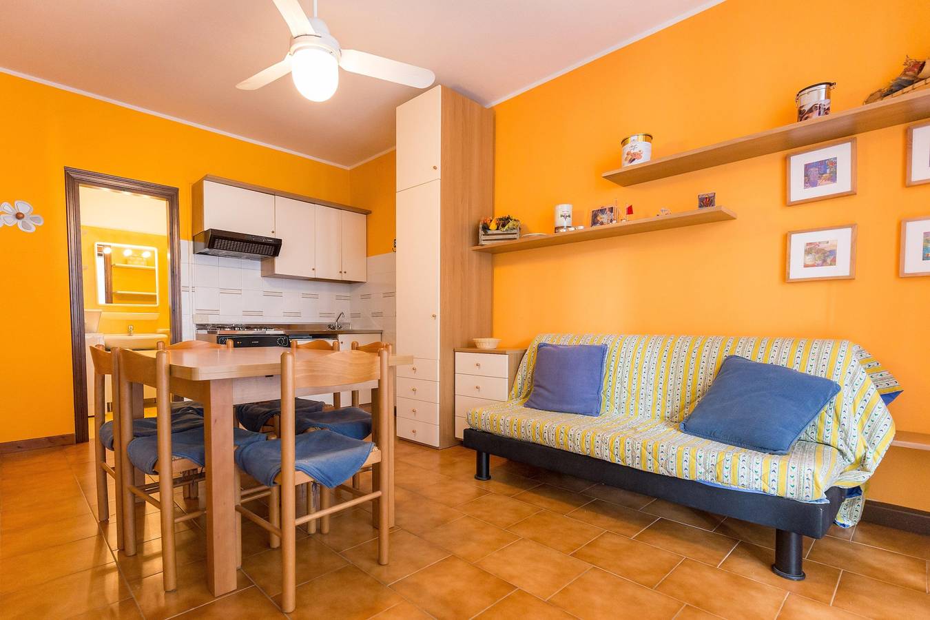 Appartamento intero, Affittasi Appartamento - Lido Spina - In Residence Con Piscina Con Terrazzo E Barbecue in Lido di Spina, Lago di Spina