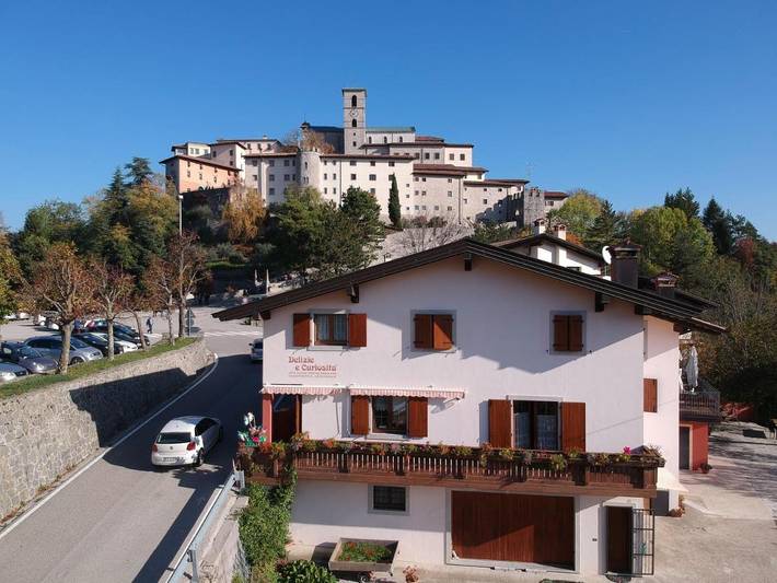 Gîte pour 2 personnes, avec vue ainsi que jardin et terrasse à Prepotto