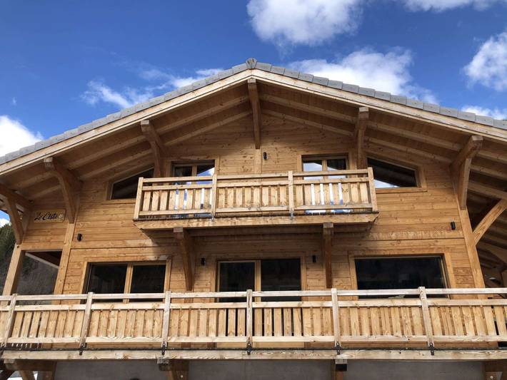 Chalet pour 17 personnes, avec Jacuzzi ainsi que Terrasse et Jardin