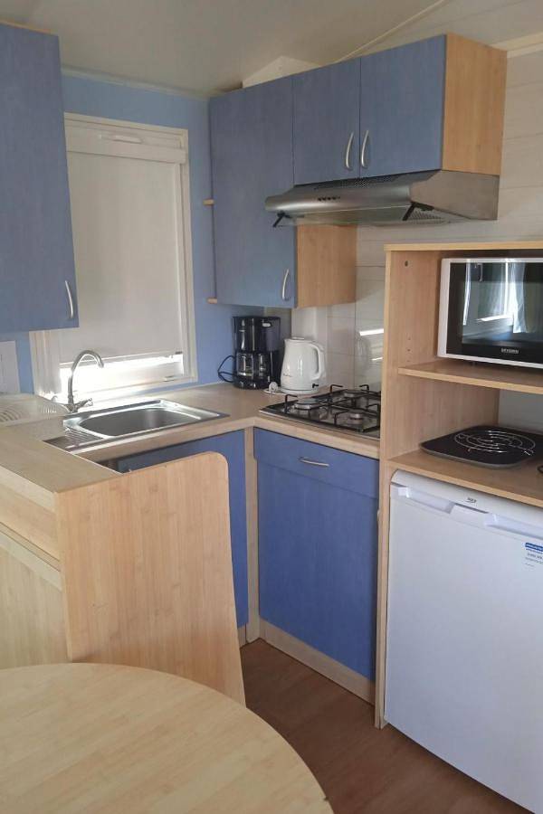 Location de vacances pour 5 personnes, avec piscine et terrasse à Prailles - 4