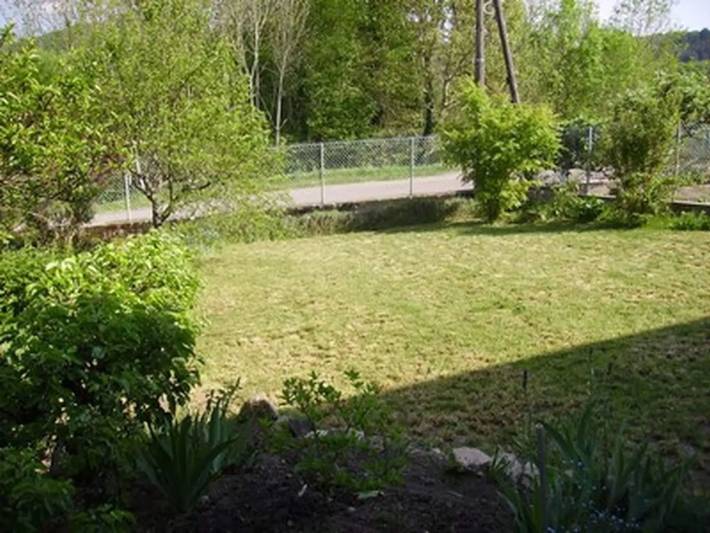 Location de vacances pour 8 personnes, avec Jardin dans Lac de Pannecière - 2