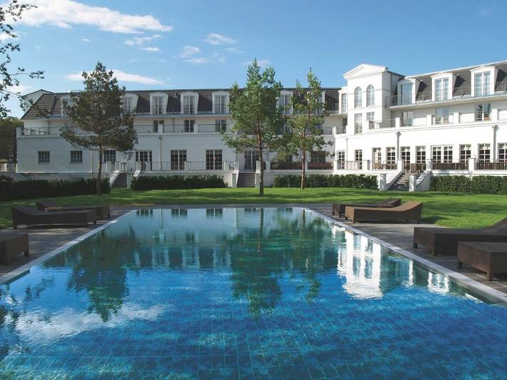 Hotel für 2 Personen, mit Whirlpool und Terrasse sowie Garten und Pool