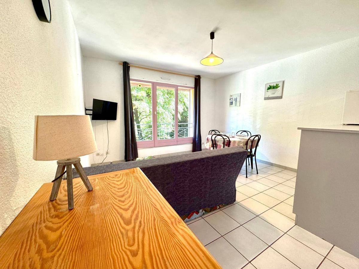 Appartement entier, Annexe Boullée Appartement 2 - Thermes Neyras les Bains in Neyrac les Bains, Meyras