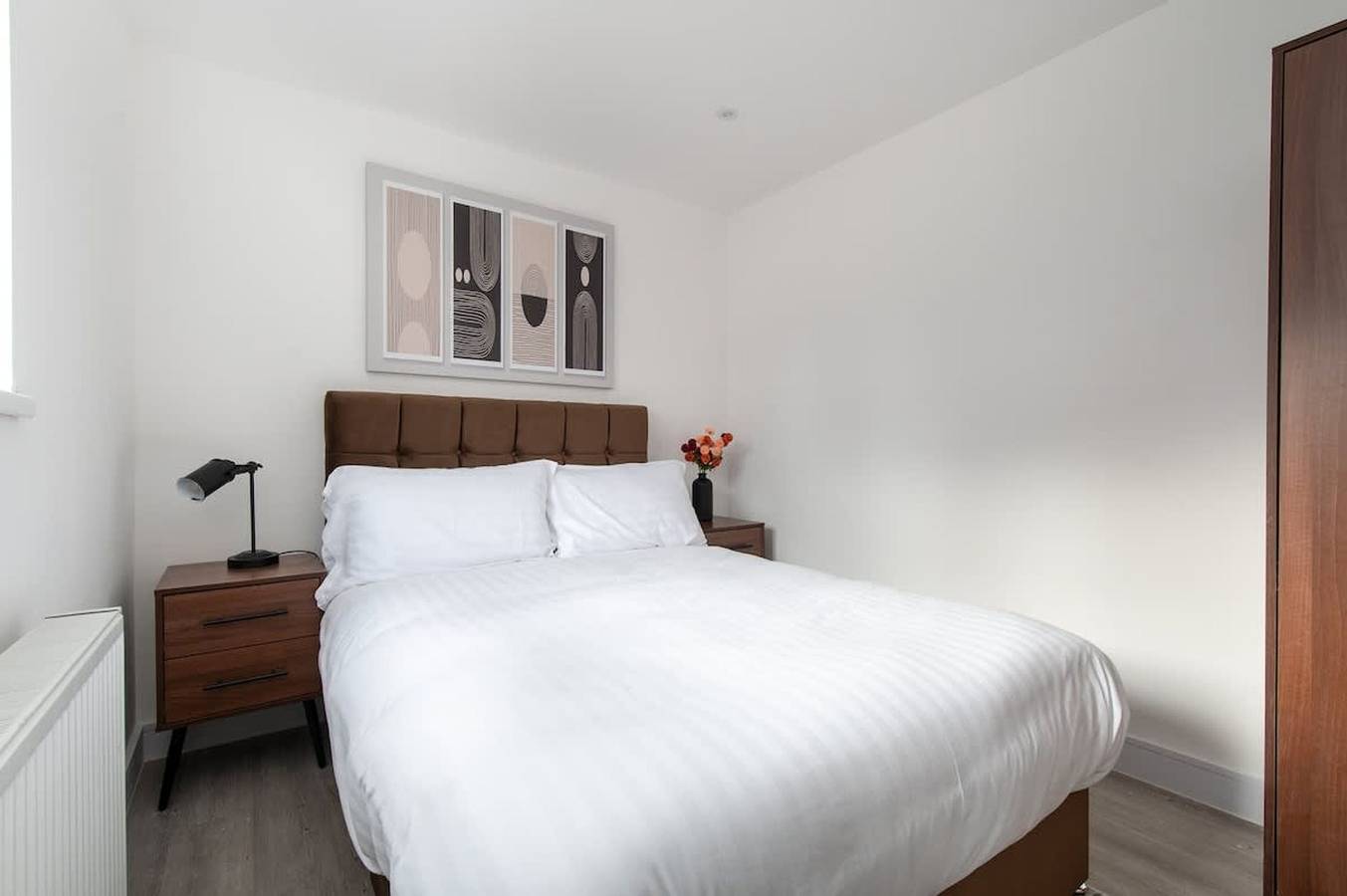 Compton House - 4 Bed in Cheltenham, Gloucestershire
