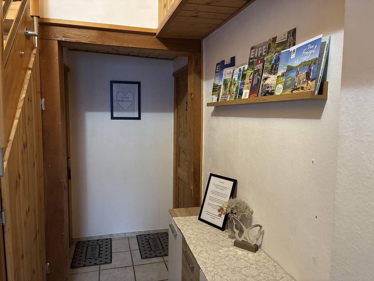 Ganze Ferienwohnung, Wohnung 1, 1 Schlafzimmer in Daun, Vulkaneifel
