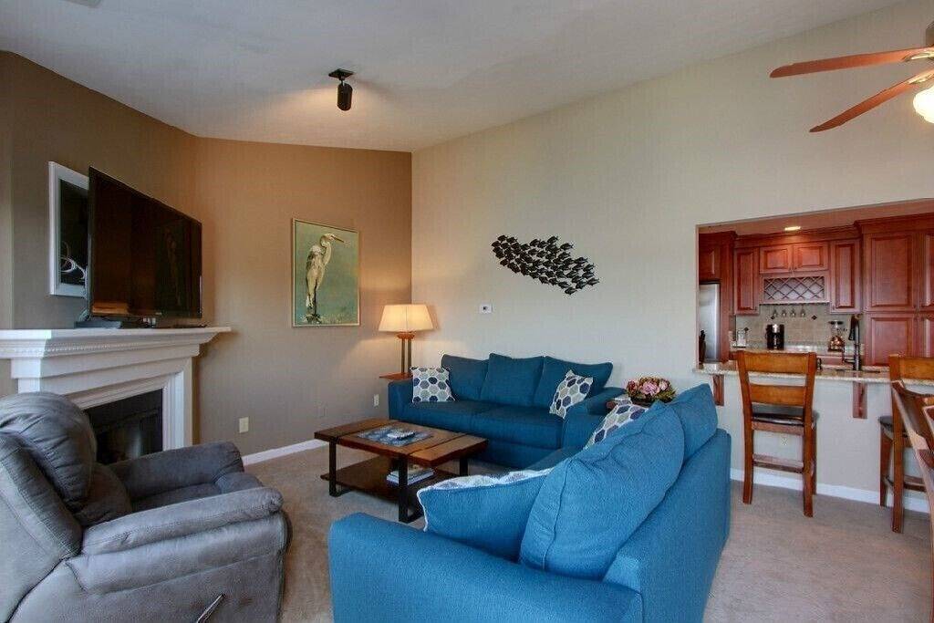 Ganze Wohnung, Vogelperspektive auf Smith Mountain Lake! in North Shore, Smith Mountain Lake