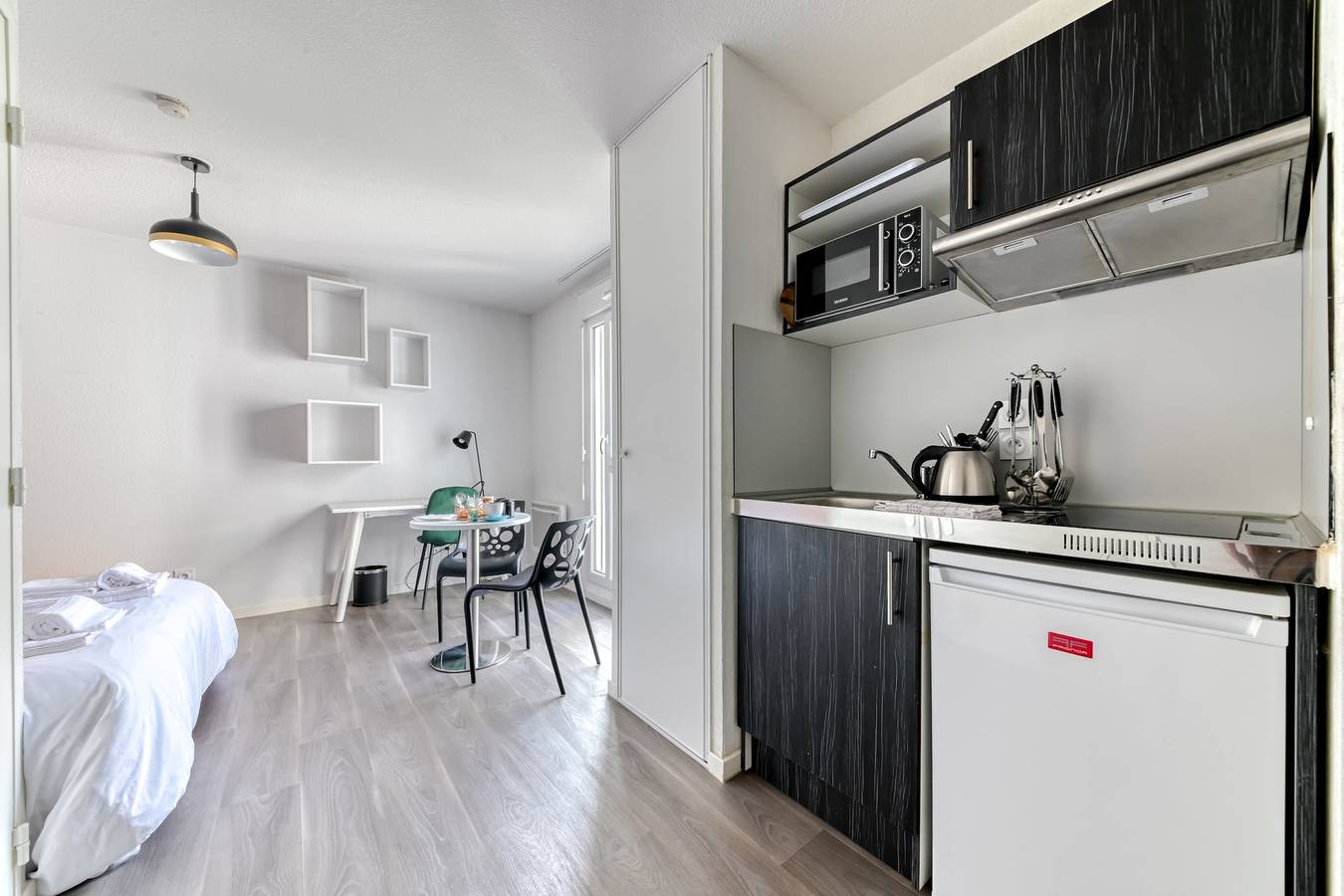 Studio entier, 2 - Le Bienvenu - Gratte-Ciel – Métro in Villeurbanne, Rhône