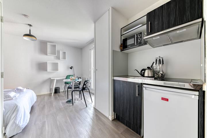 Gîte pour 2 personnes, adapté aux familles à Villeurbanne - 2