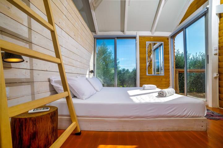 Country House 'Terra Vine Collection - Dream' with Wi-Fi and Air Conditioning in Vanato, Zákynthos