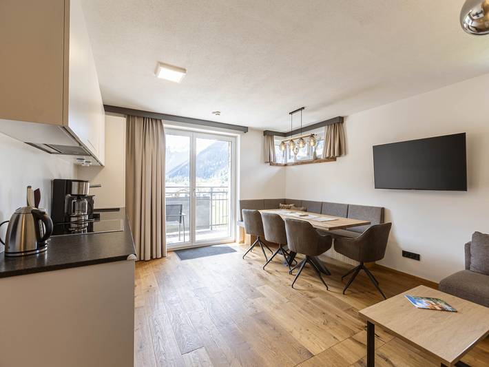 Ganze Wohnung, Tolle Ferienwohnung in Tirol mit Sauna in Lechtaler Alpen, Lermoos