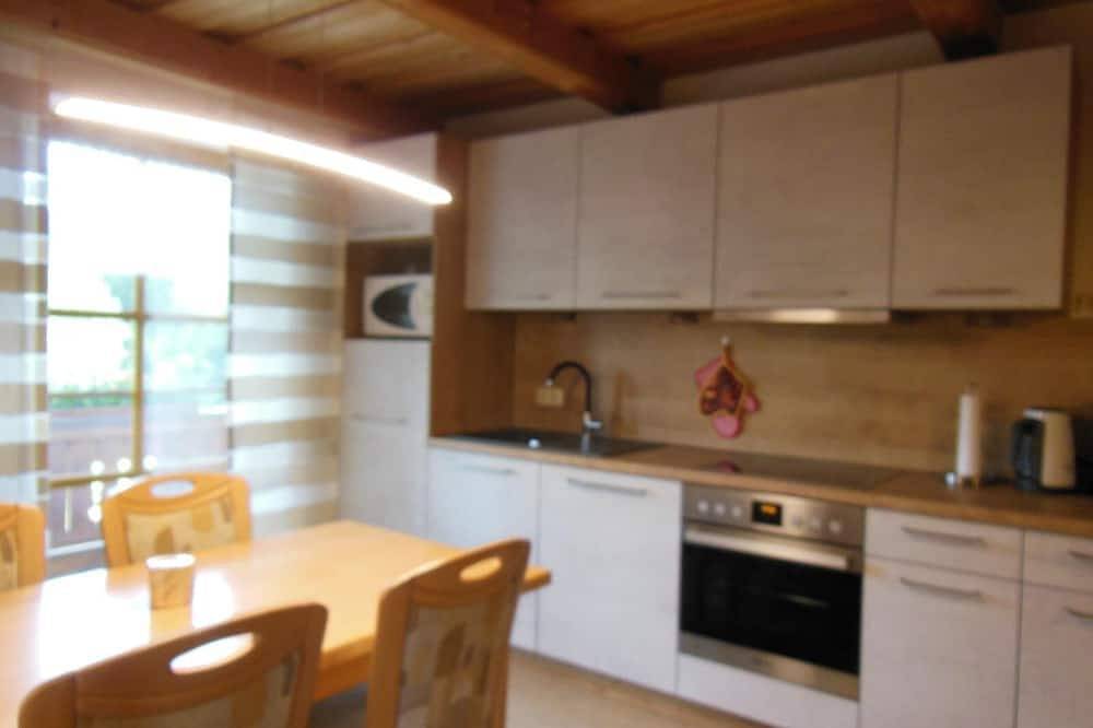 Apartamento inteiro, Casa de férias no meio da baía. Floresta com 2 quartos e varanda in Neureichenau, Baviera Oriental