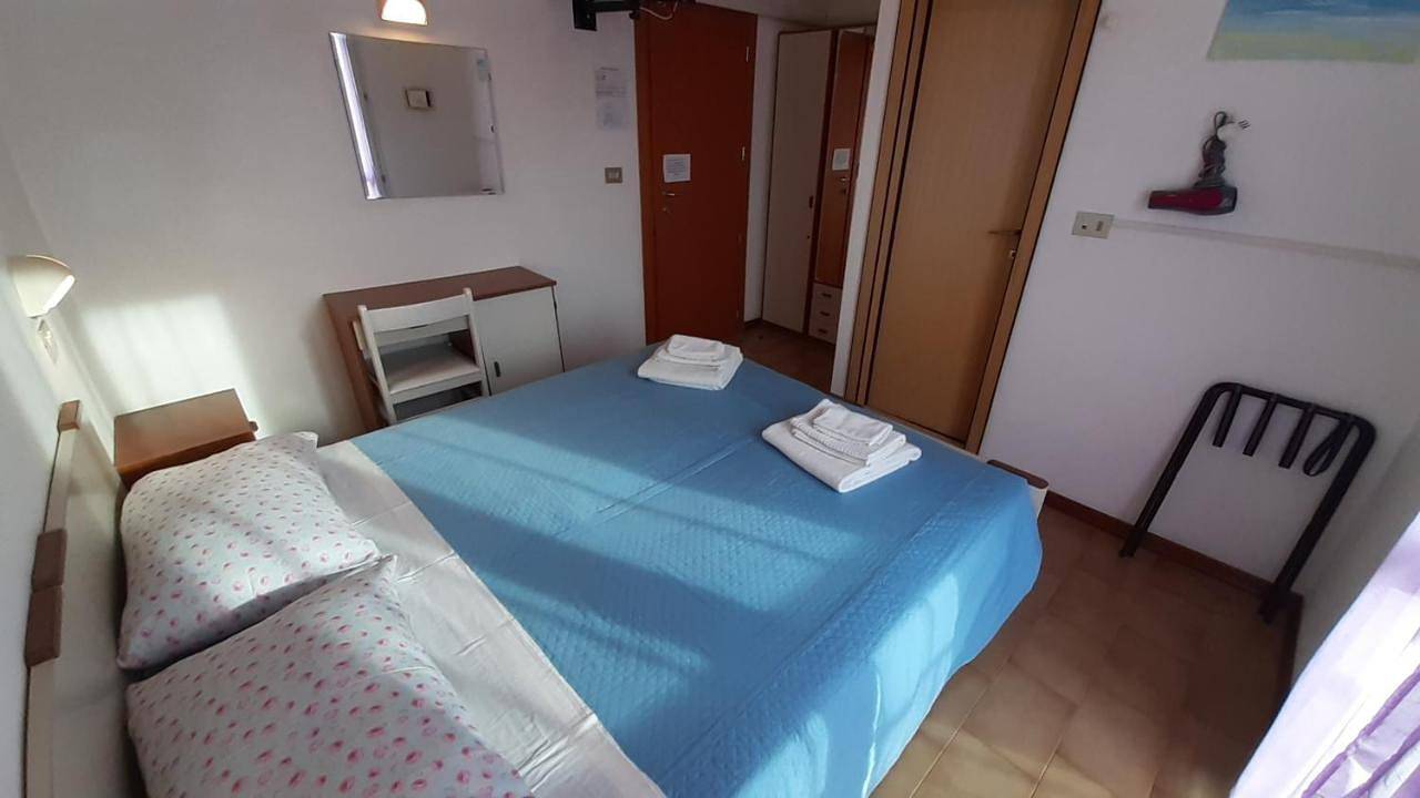 Hotel Elisabetta 2 stelle in Cattolica, Province de Rimini