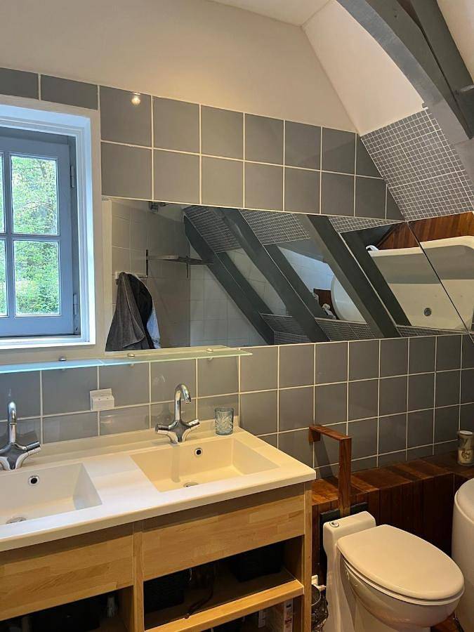 Location de vacances pour 4 personnes, avec Balcon ainsi que Terrasse et Vue à Eysus - 2
