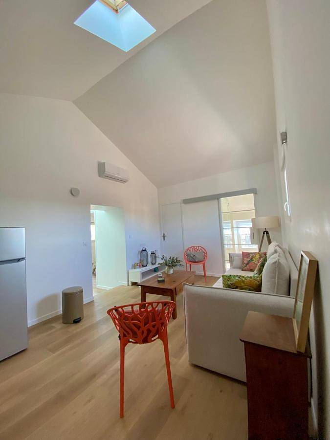 Location de vacances pour 2 personnes, avec piscine et jardin à Saint-Saturnin-lès-Avignon - 4