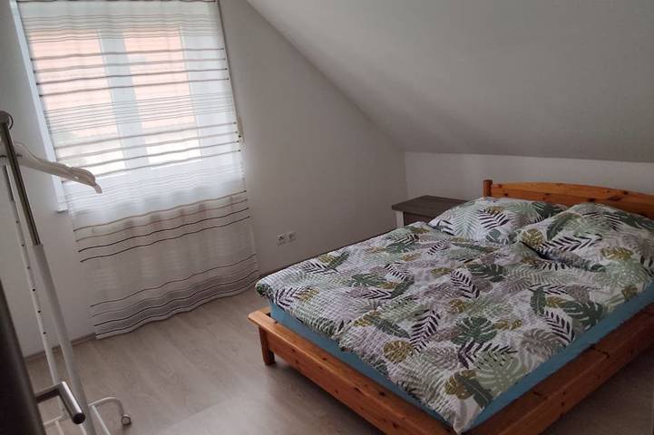 Ganze Wohnung, Rottenburg City 4 Zimmer mit Domblick in Rottenburg, Hohenzollern Radweg Region