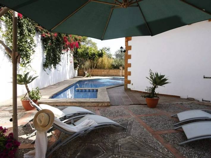 Villa pour 8 personnes, avec piscine et jardin à Porto Cristo