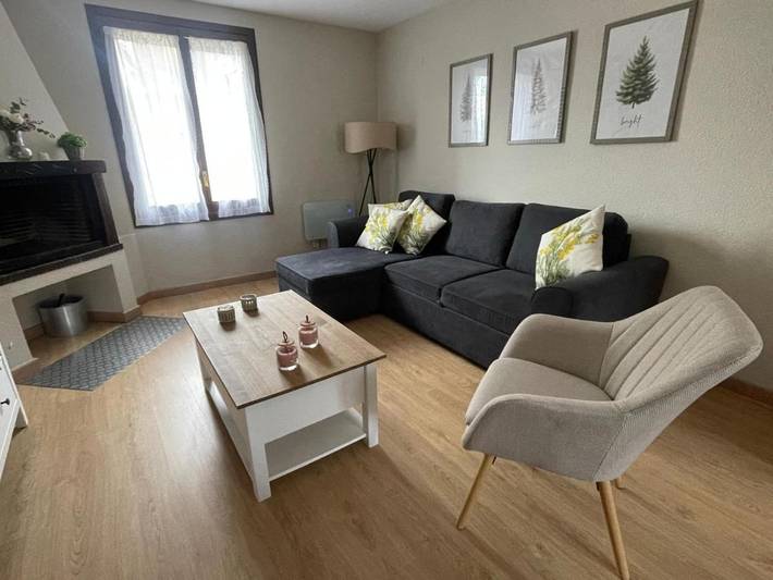 Apartamento para 6 personas, con vistas y vistas al lago en El Pueyo de Jaca