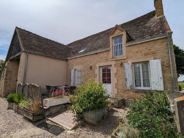 Gîte pour 7 personnes, avec Terrasse et Jardin dans Lourouer-Saint-Laurent