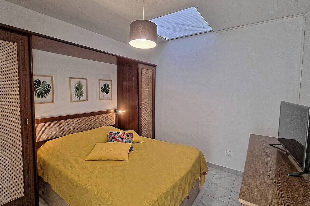 Apartamento entero, Rez De Jardin T2 Standing Cap Neree Vue Mer Clim Wifi Parking Piscine in Le Trayas, Saint-Raphaël (Var)