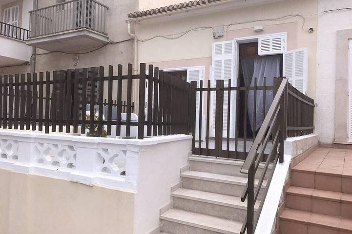 Finca mit Hund für 4 Personen, mit Balkon und Garten in Can Picafort - 2