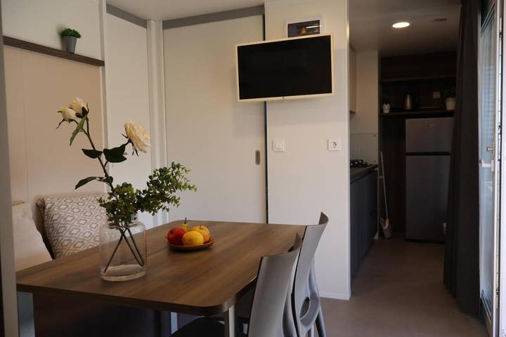 Camping für 4 Personen, mit Ausblick und Terrasse auf Pag - 4