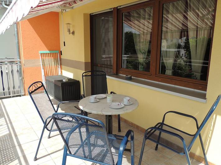 Ferienwohnung für 2 Personen, mit Garten und Balkon, kinderfreundlich - 1