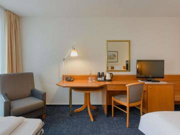 Hotel für 3 Personen, mit Pool und Sauna sowie Terrasse, mit Haustier in Freiburg