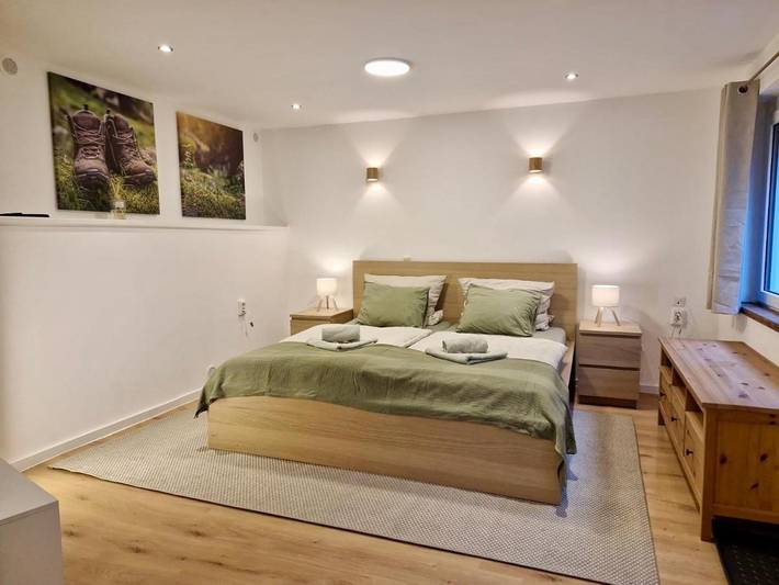 Bungalow für 13 Personen, mit Balkon und Terrasse sowie Whirlpool und Garten in Sächsische Schweiz - 3