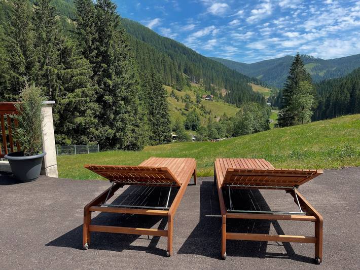 Ferienwohnung für 4 Personen, mit Balkon und Garten in Nockberge