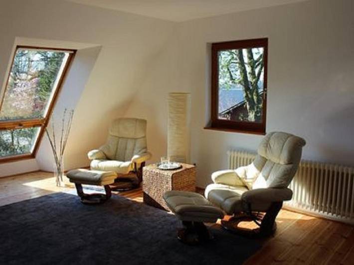 Ferienwohnung für 2 Personen, mit Terrasse und Ausblick in Rosengarten - 2