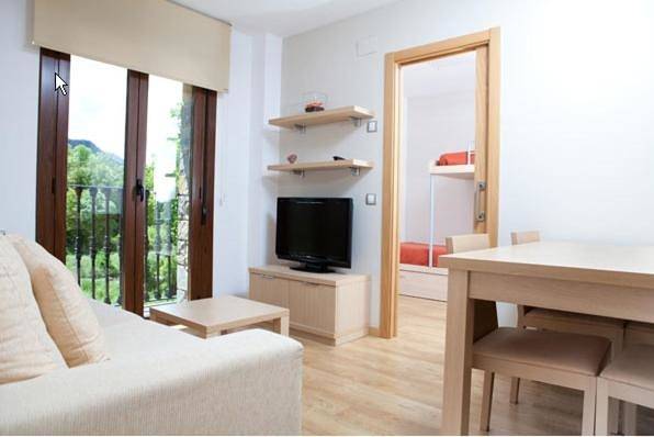 Location de vacances pour 2 personnes, avec jardin à Castejón de Sos - 3