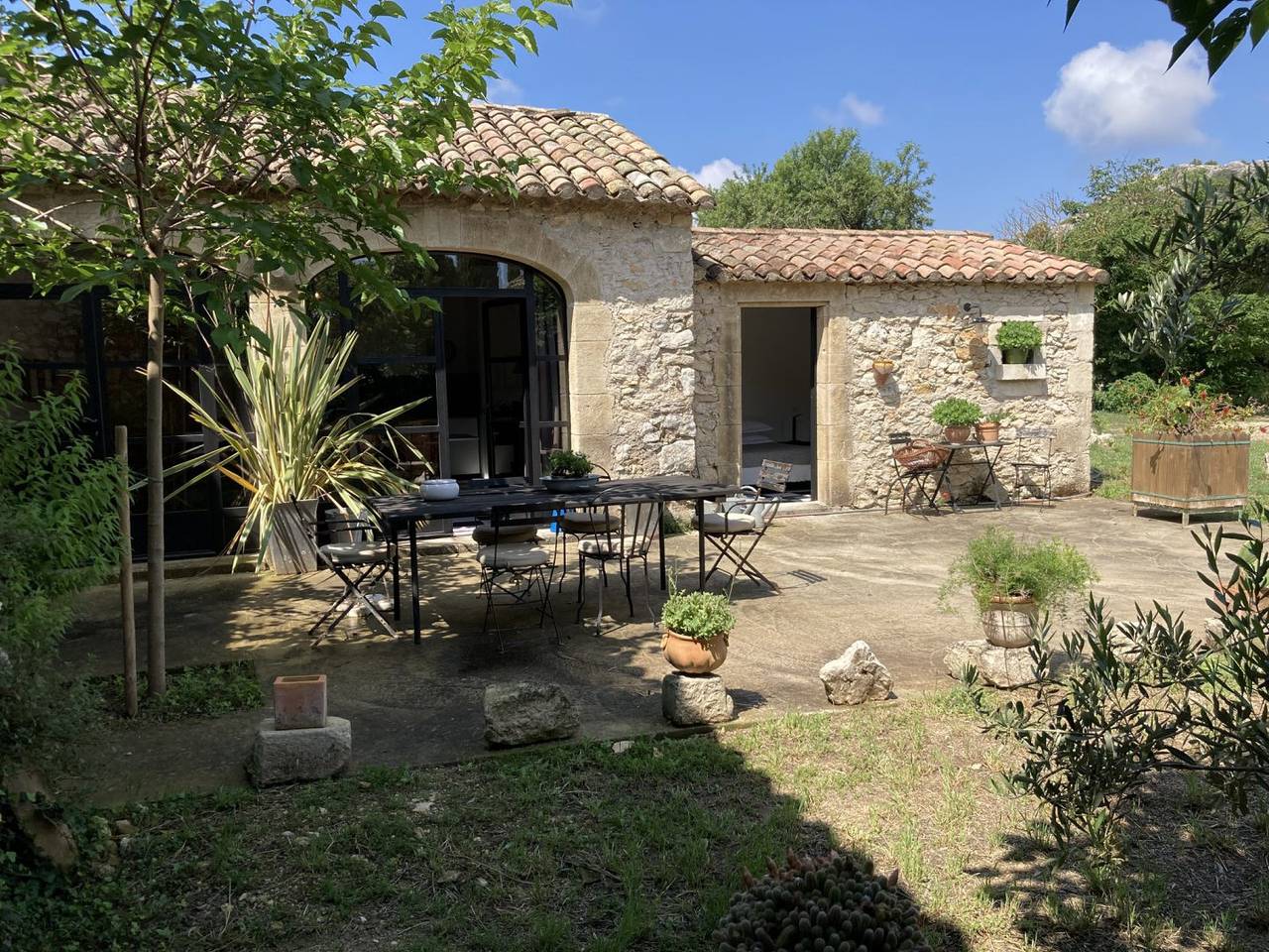 Studio entier, Mazet du Hameau du Mas de Chabaud in Eygalières, Région d'Arles