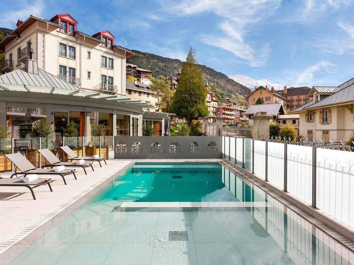 Hôtel pour 2 personnes, avec Balcon ainsi que Terrasse et Piscine